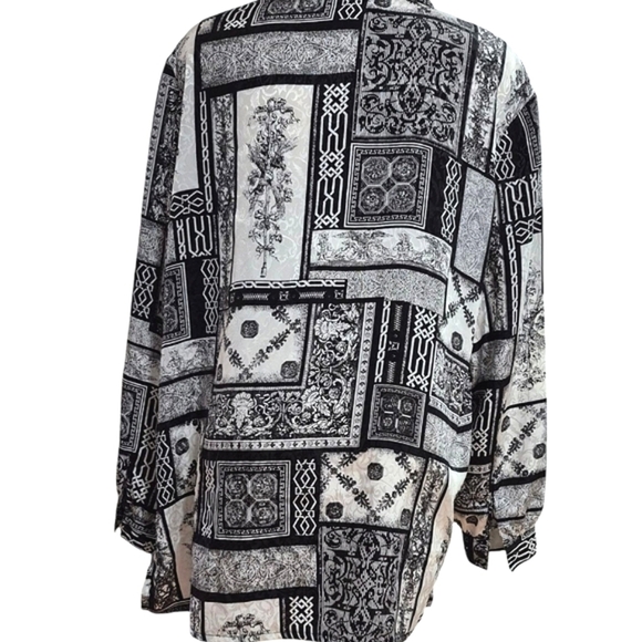 Alia Black and White Patterned Blouse Size 18 - Picture 3 of 7